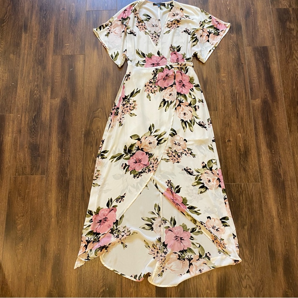 floral wrap dress size small white pink flutter sleeve long